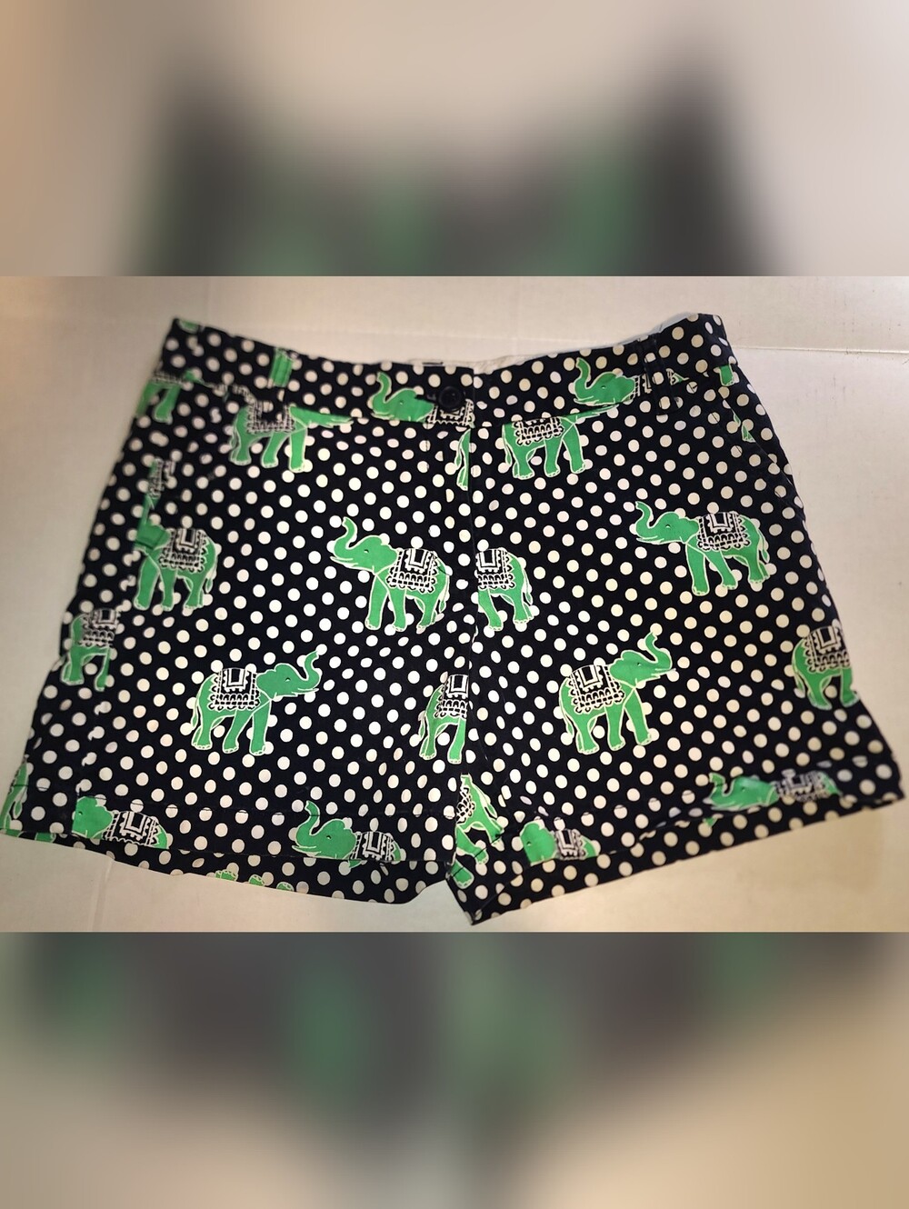 Crown & Ivy Womens Shorts Size 8 Black W/White Polka Dots & Green Elephant Print